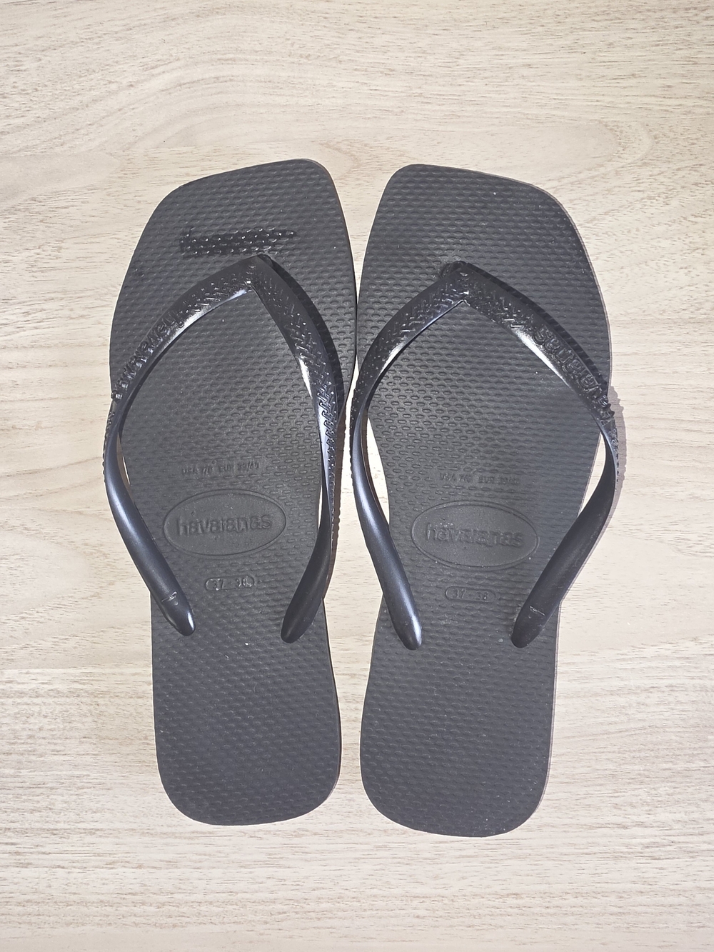 Havaianas Women’s Black Slim Flip Flops
